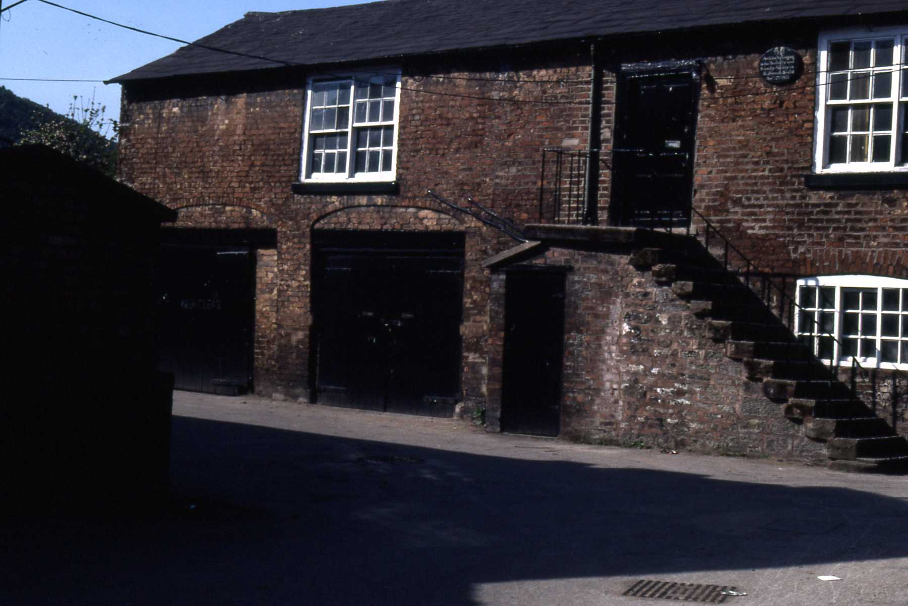 B2 010 Queens Head Yard - Friendly Society Room up steps.jpg